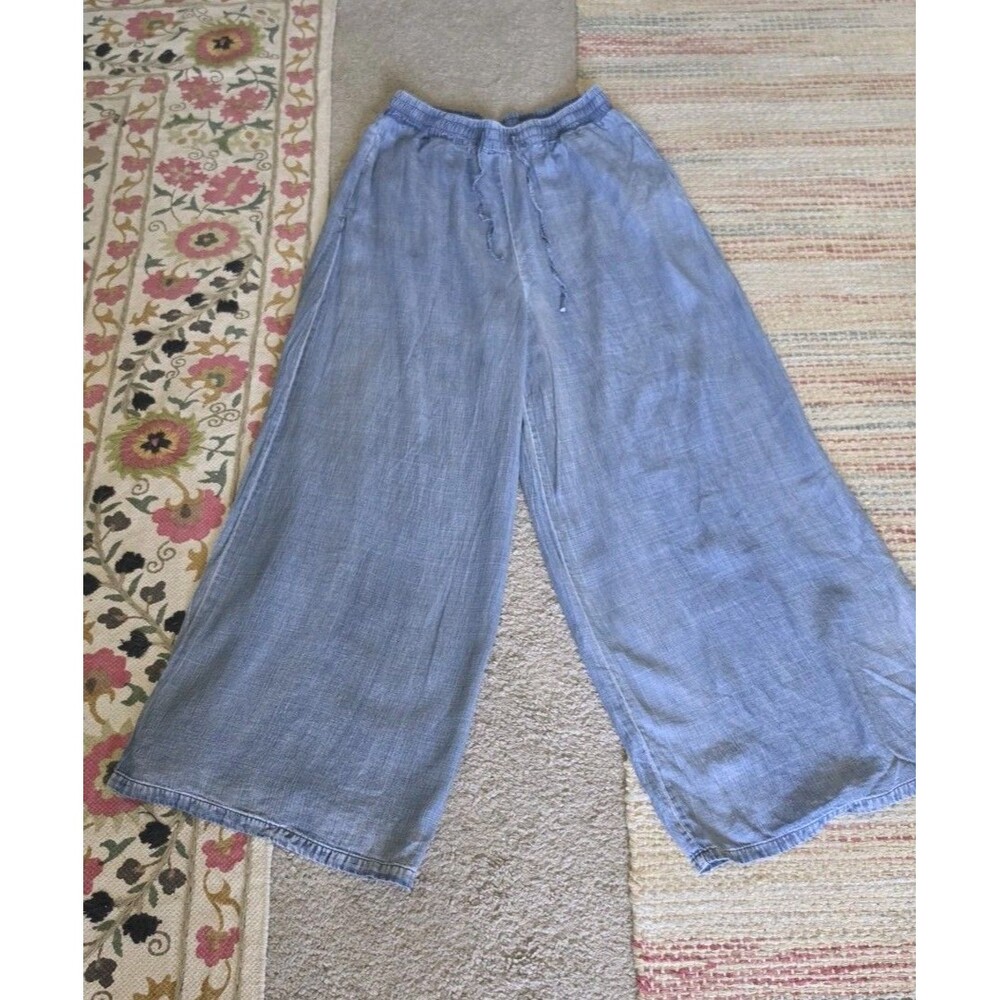 Easel Light Washed Chambray Wide Leg Pants Size Med- Boho Comfort Artsy Palazzo